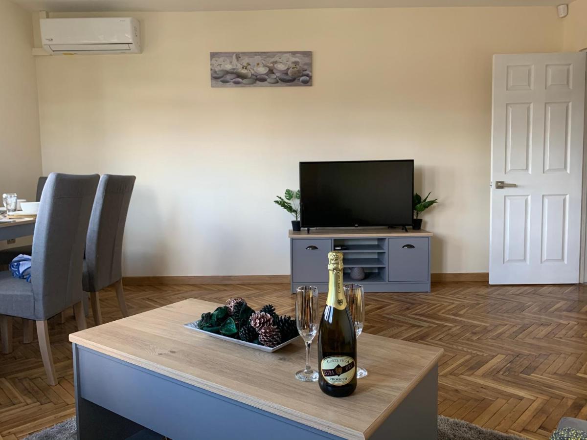 Apartment Zdravets, In The Heart Of The Old City Veliko Tarnovo Ngoại thất bức ảnh