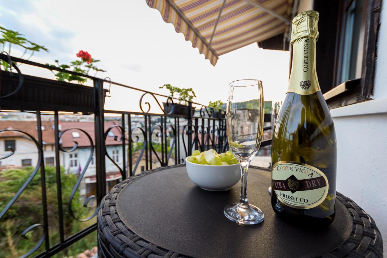 Apartment Zdravets, In The Heart Of The Old City Veliko Tarnovo Ngoại thất bức ảnh