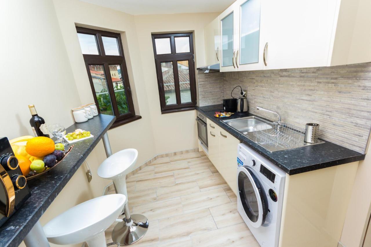 Apartment Zdravets, In The Heart Of The Old City Veliko Tarnovo Ngoại thất bức ảnh
